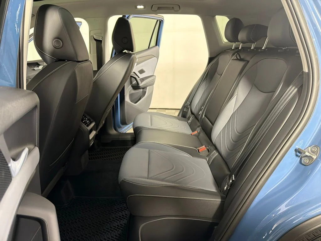New 2026 Blue Volkswagen 2.0T SE image 19