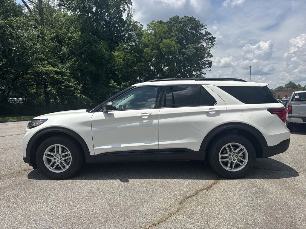 New 2026 White Ford Active image 4