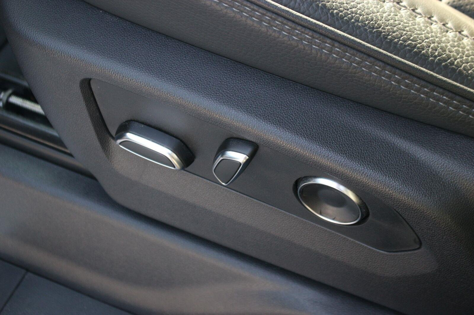 Used 2025 Onyx Black GMC Denali image 15