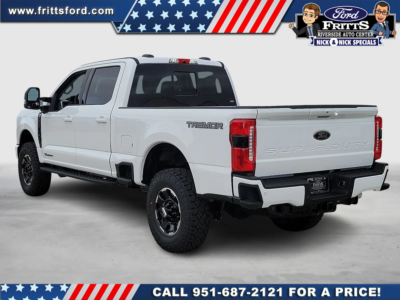 New 2026 Oxford White Ford F-250® XLT image 2