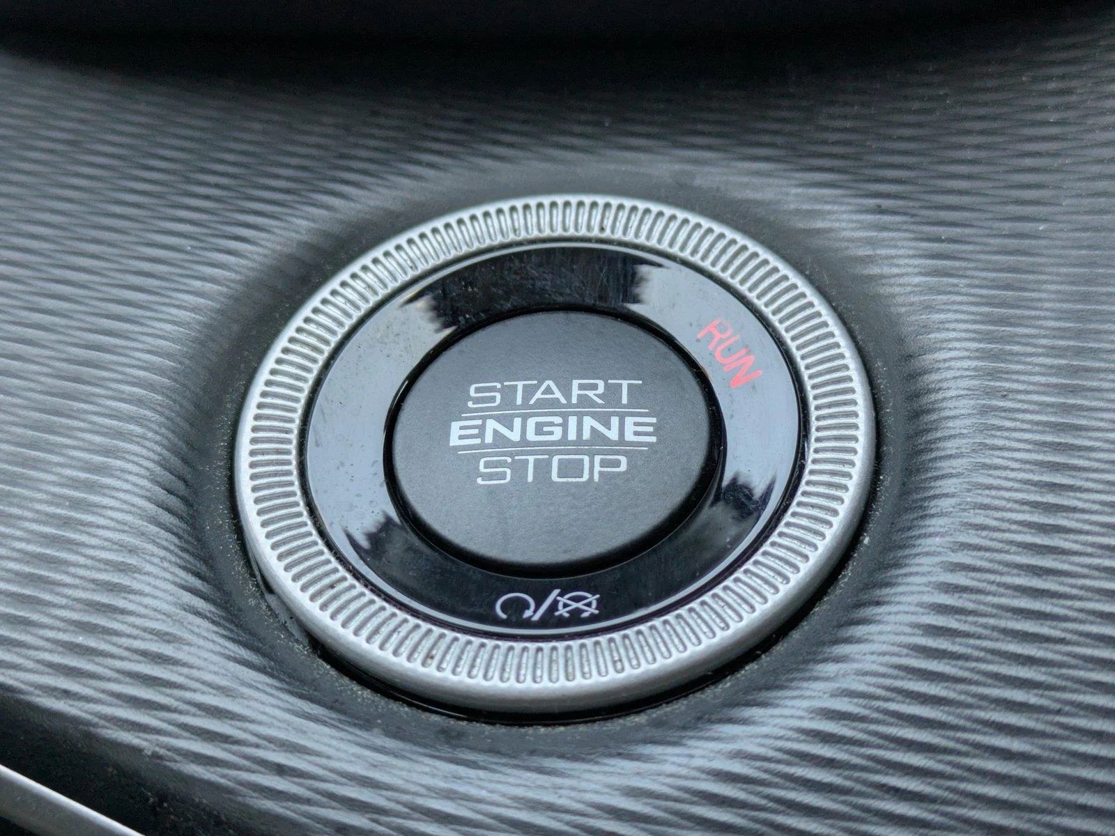 Used 2023 Bright White Clearcoat Jeep Altitude X image 28