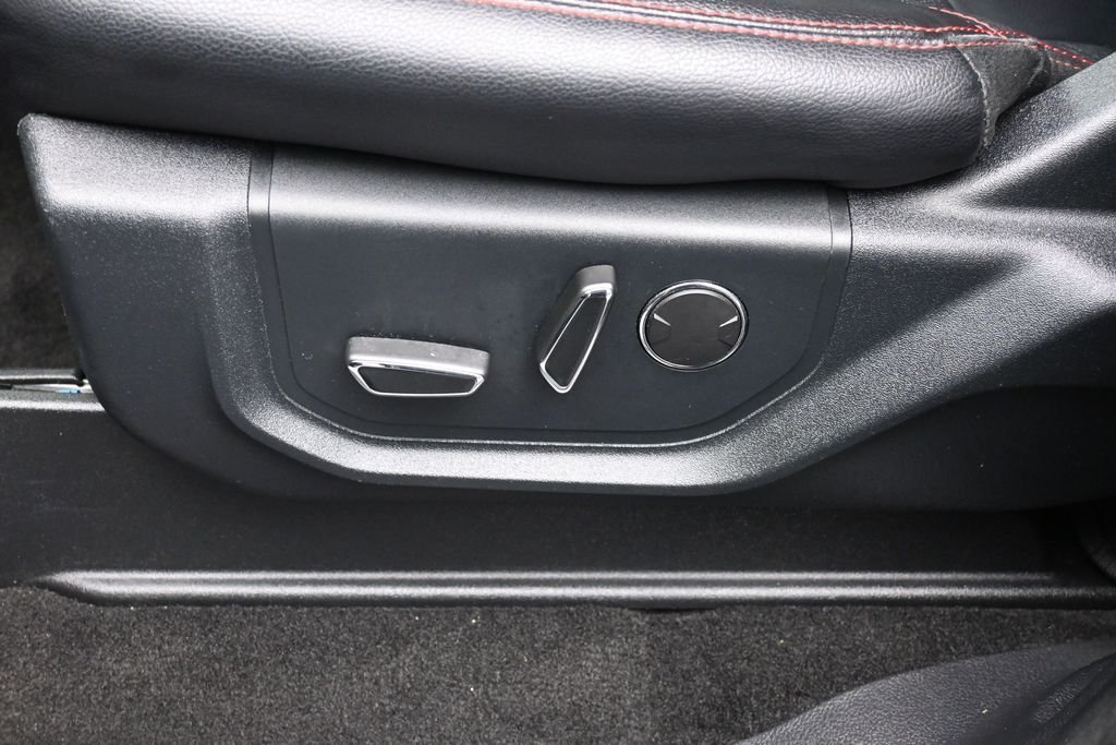 Used 2019 Gray Ford Limited image 18