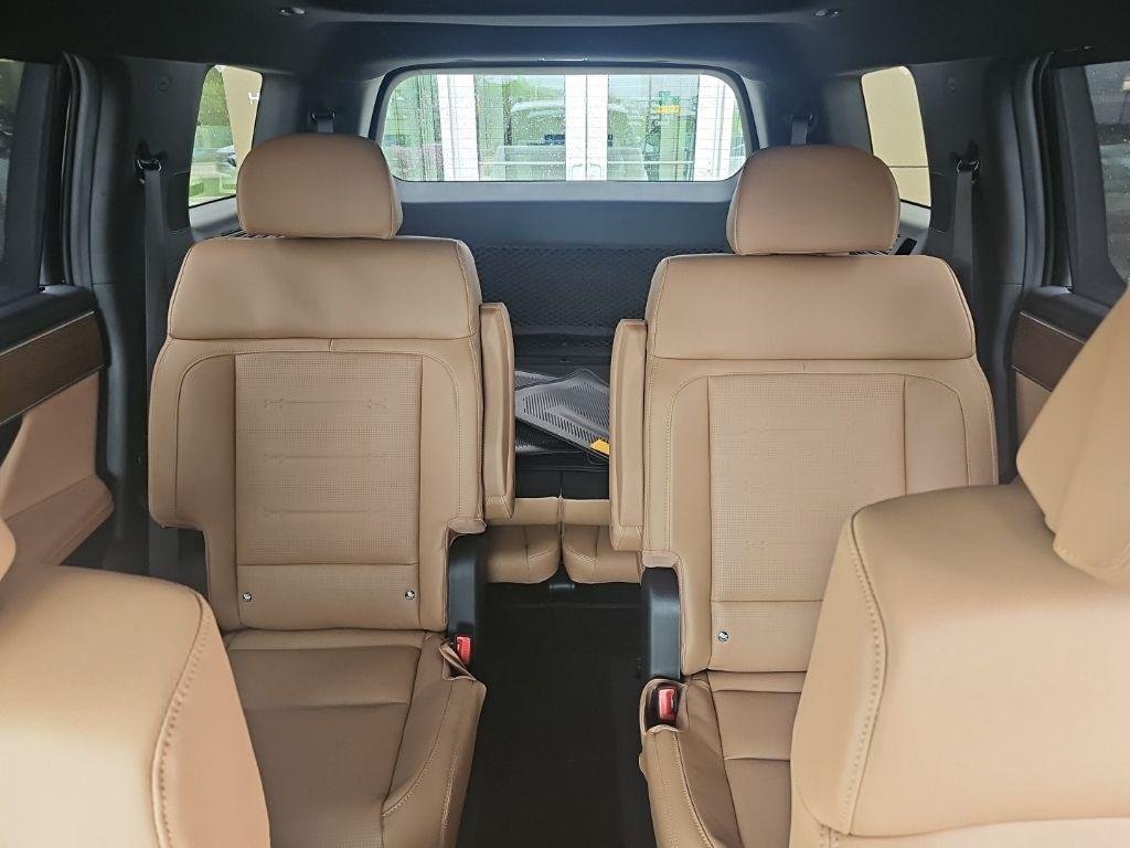 New 2026 White Hyundai Limited image 26
