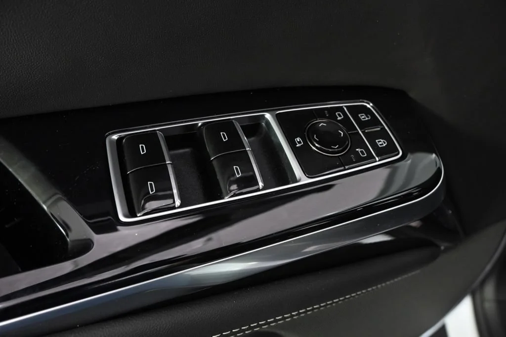 2026 Cadillac Escalade Platinum Sport - Photo 48