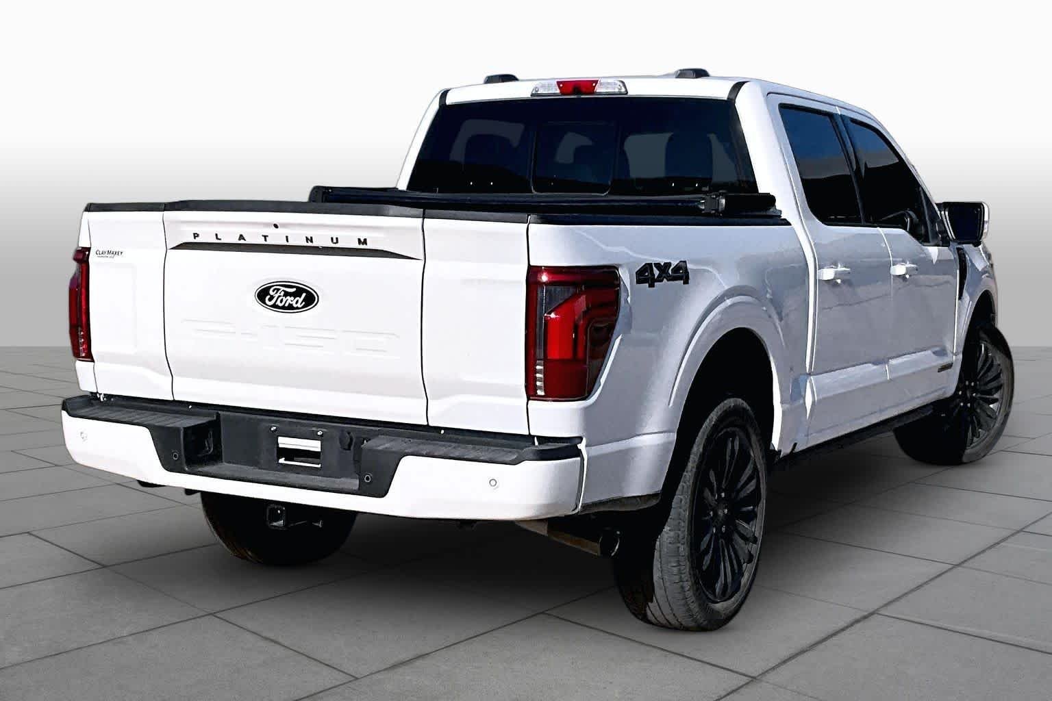 Used 2025 Star White Metallic Tri-Coat Ford Platinum image 12