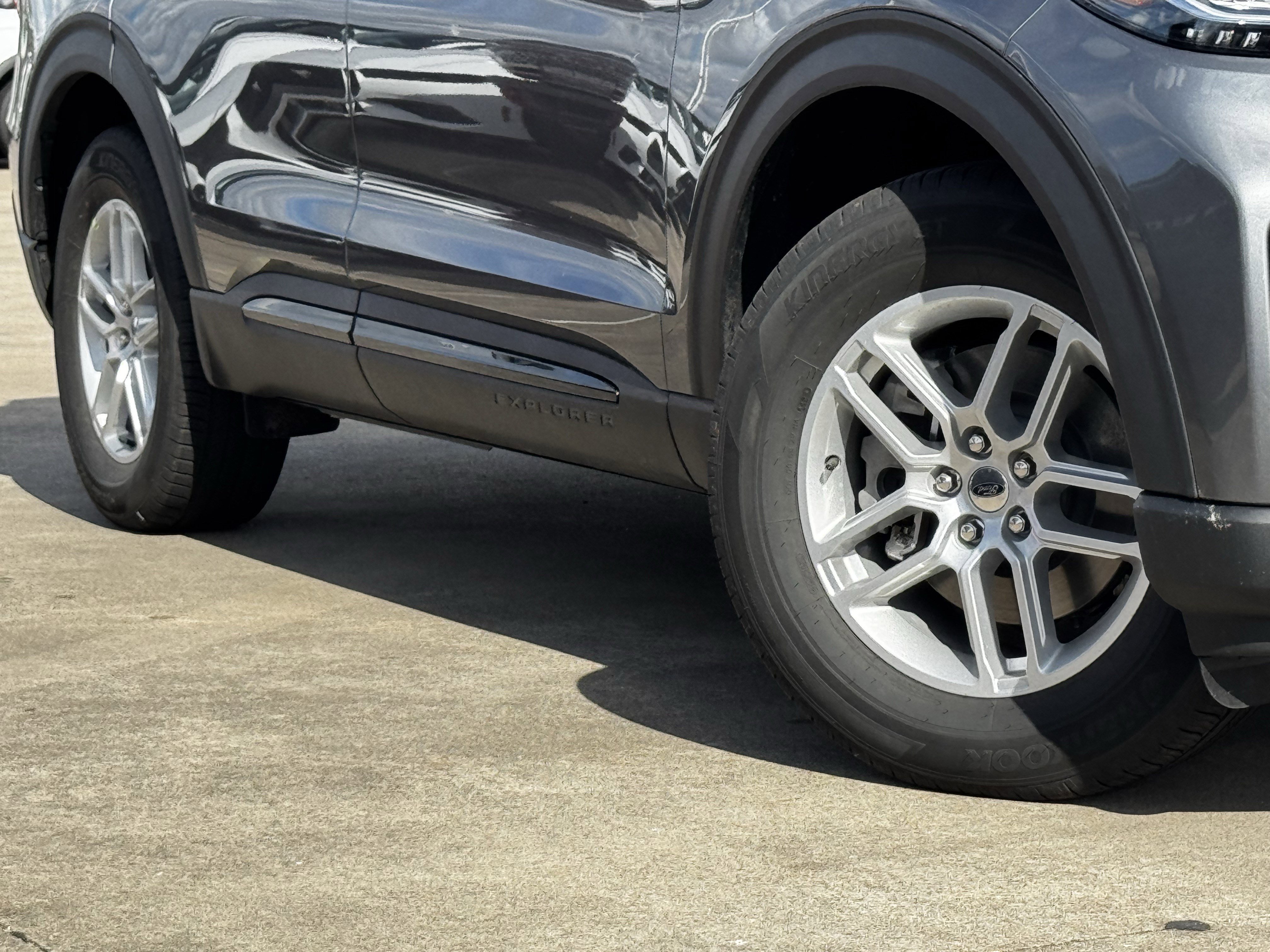 New 2026 Carbonized Gray Metallic Ford Active image 3