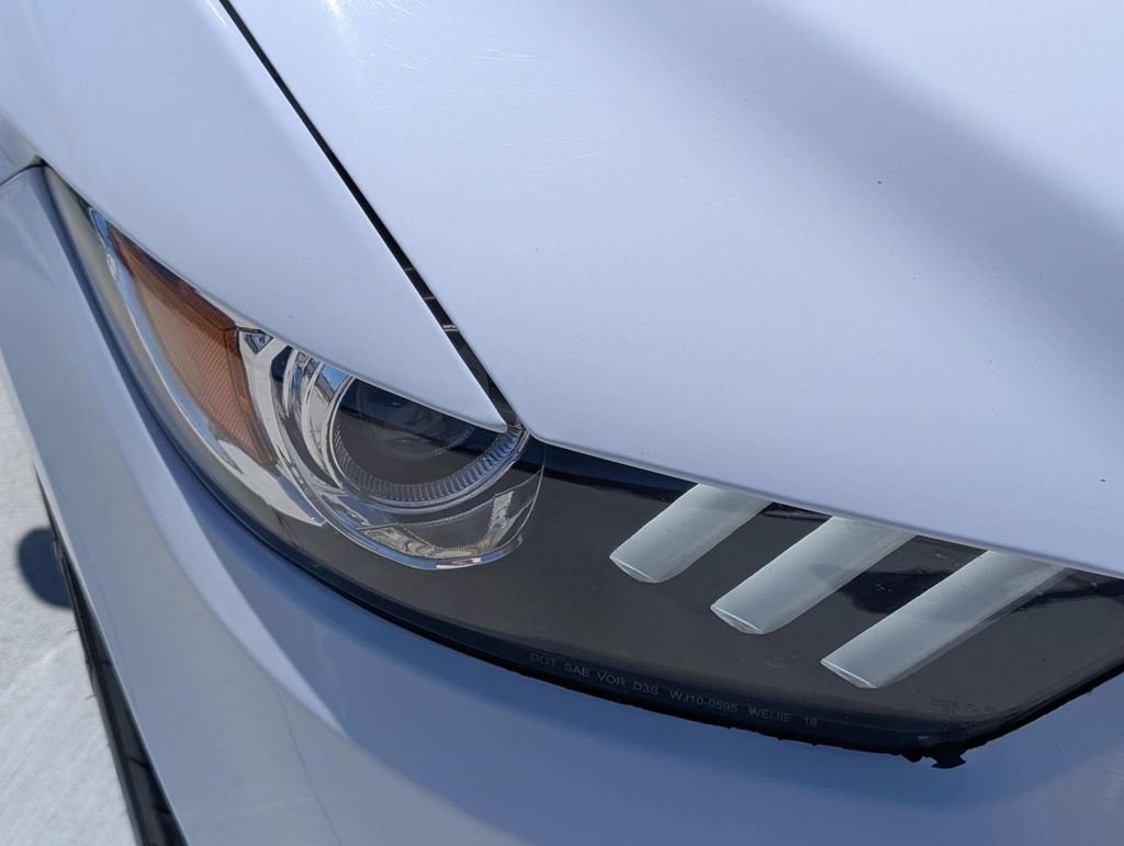 Used 2017 White Ford GT image 5