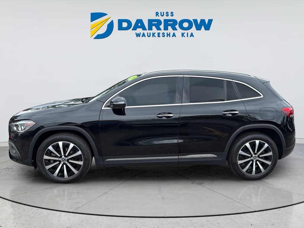 Used 2021 Black Mercedes-Benz GLA 250 image 2