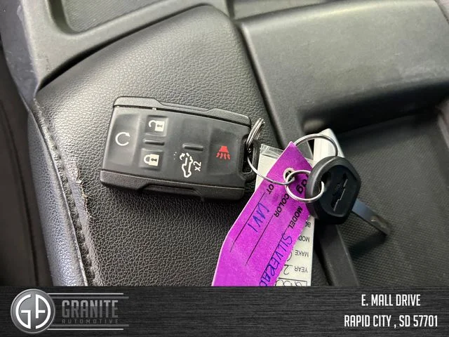 Used 2020 Silver Chevrolet Custom Trail Boss image 24