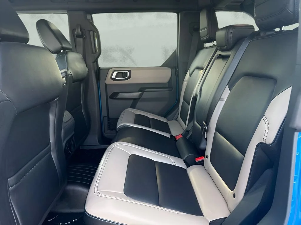 Used 2024 Blue Ford Wildtrak image 14
