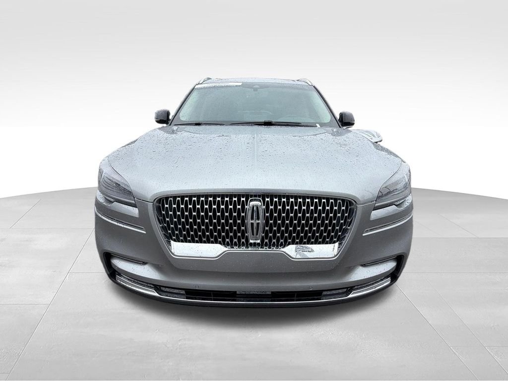 Used 2023 Silver Lincoln Standard image 28