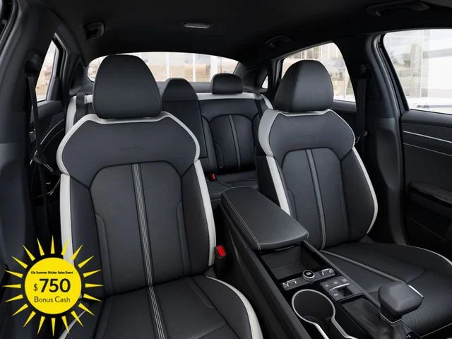 2026 Kia K5 GT-Line - Photo 15