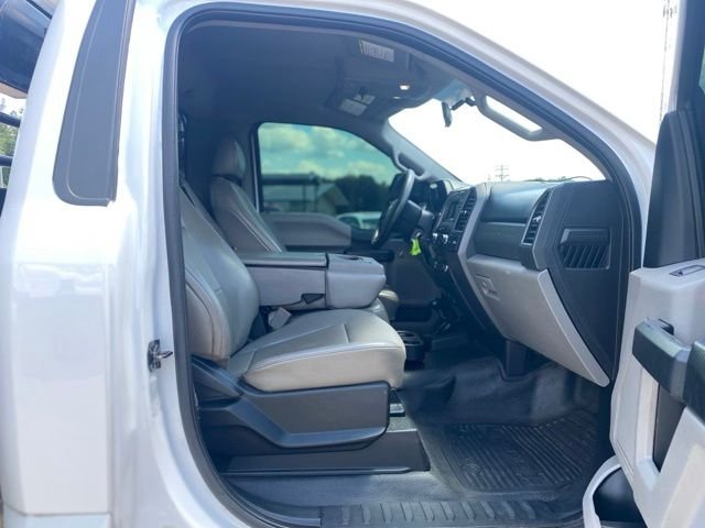 Used 2019 White Ford XL image 14
