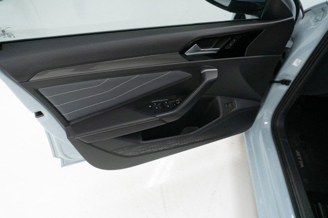Used 2025 Monument Gray Volkswagen SEL image 14