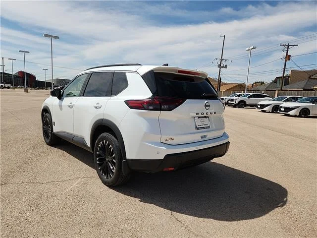 New 2026 QBE Everest WH Nissan Dark Armor Front-Wheel Drive 2026.5 image 2