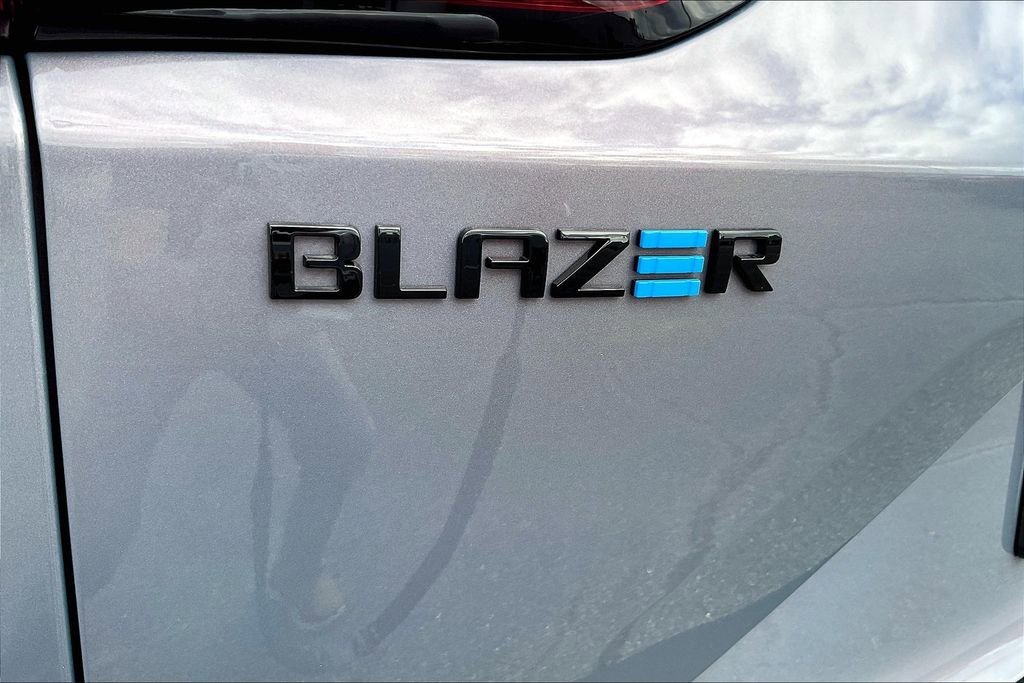 2026 Chevrolet Blazer EV LT - Photo 9