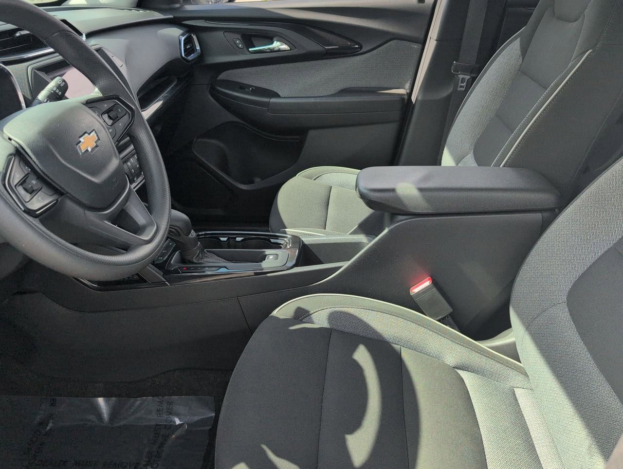 Used 2023 Summit White Chevrolet LT image 18