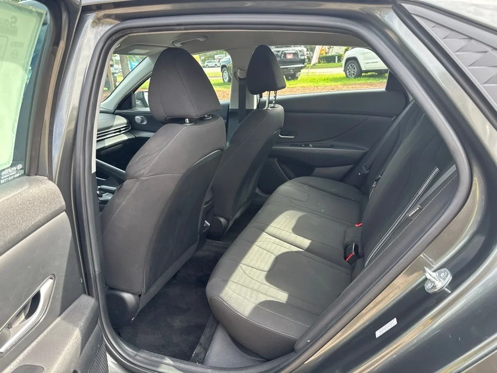 Used 2024 Gray Hyundai SEL image 10