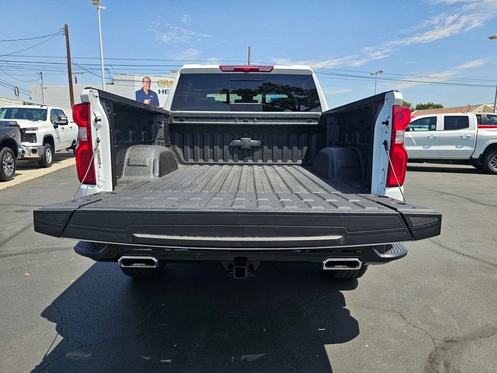 New 2026 Summit White Chevrolet LT Trail Boss image 15