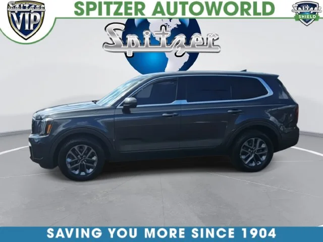 Used 2023 Gray Kia LX image 7