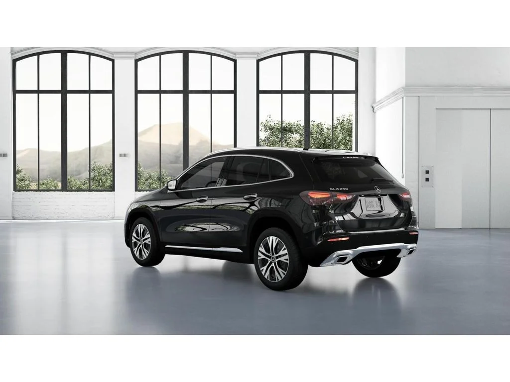 New 2026 Black Mercedes-Benz GLA 250 image 29