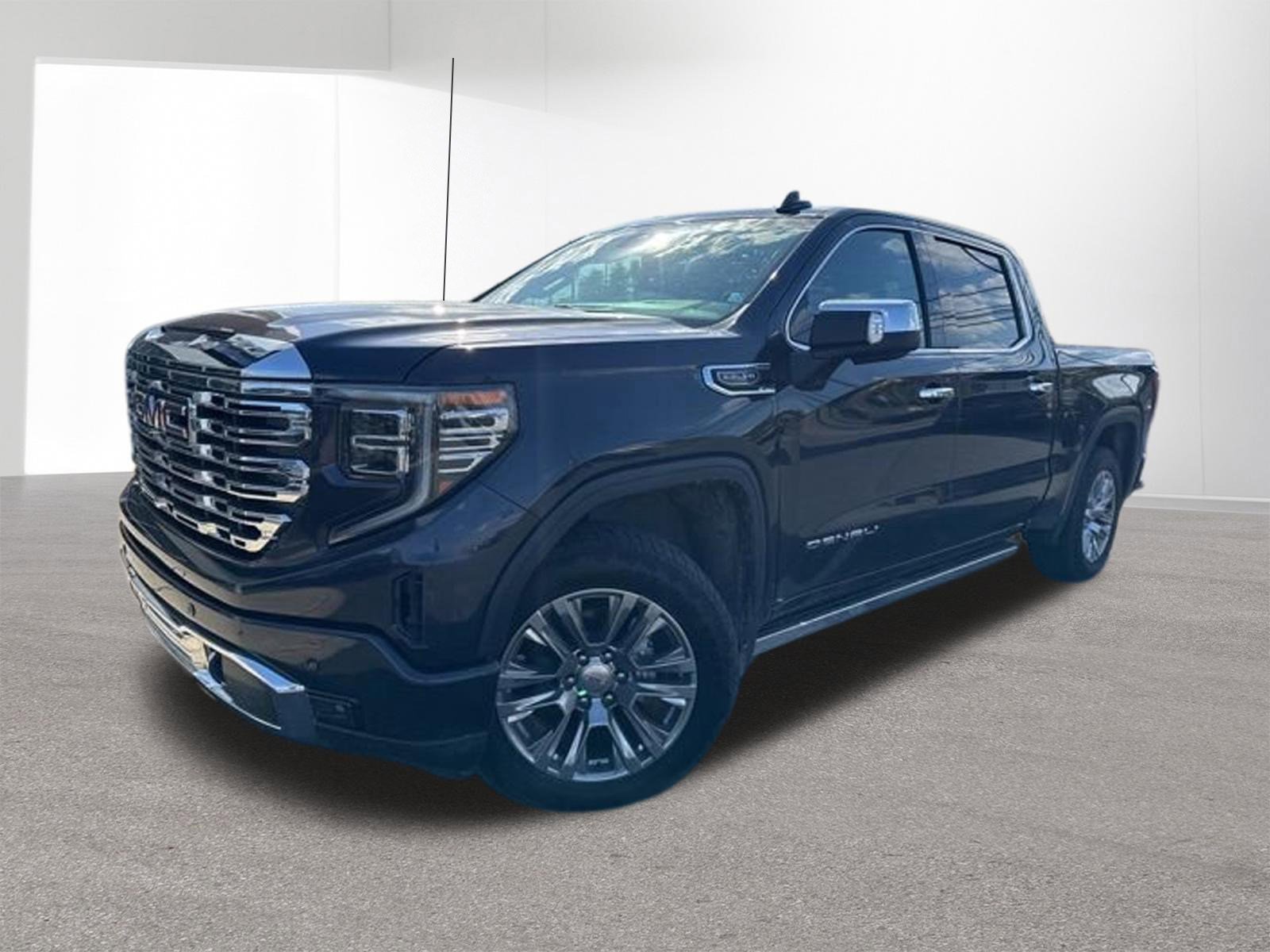 Used 2022 Titanium Rush Metallic GMC Denali image 28