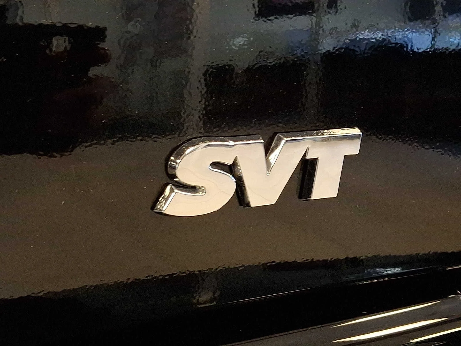 Used 2004 Black Ford SVT Cobra image 30