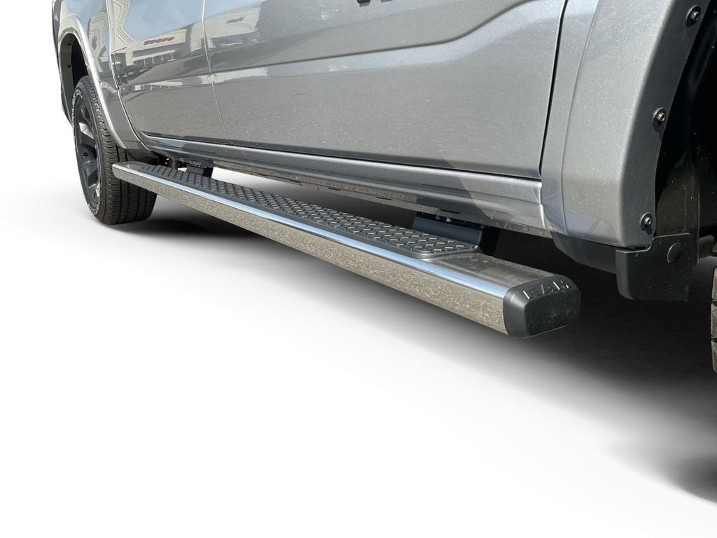 New 2026 Billet Silver Metallic Clearcoat RAM Big Horn/Lone Star image 18