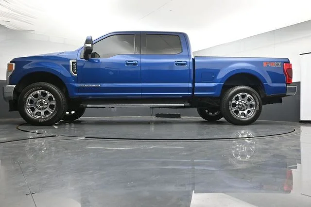 Used 2022 Blue Ford Lariat image 28