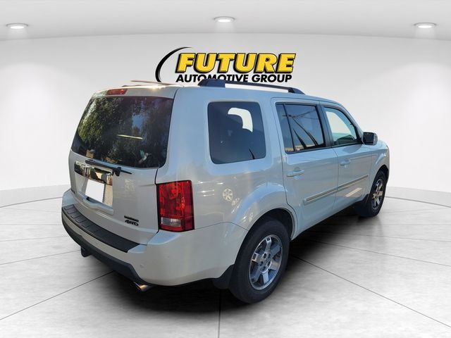 Used 2011  Honda Touring image 4