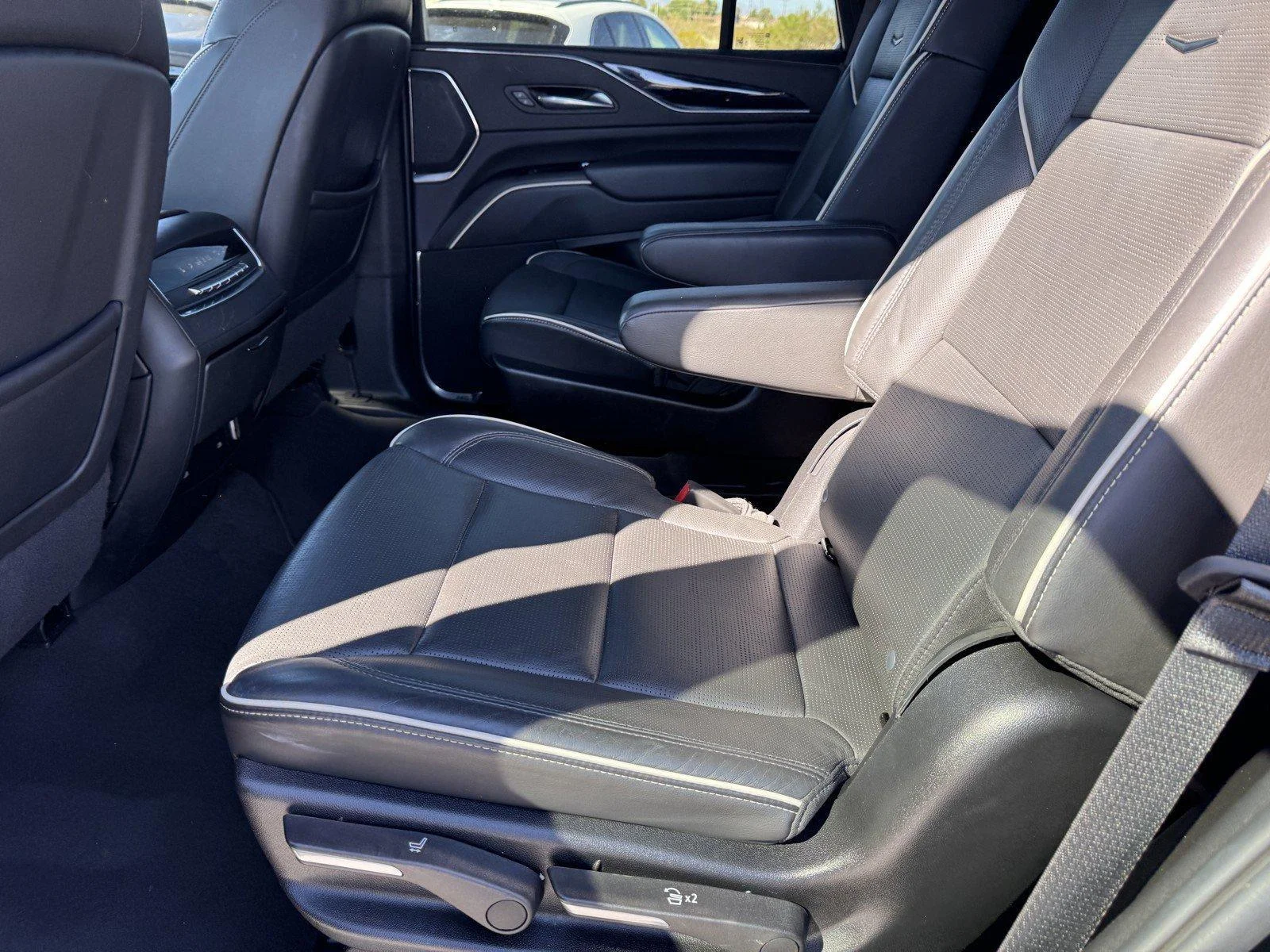 Used 2024 Black Raven Cadillac Sport image 12