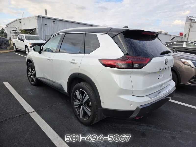 Used 2024 White Pearl NISSAN SL image 6