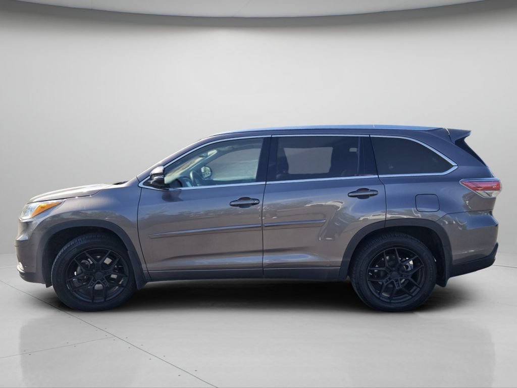 Used 2016 Predawn Gray Mica Toyota Limited Platinum V6 image 22