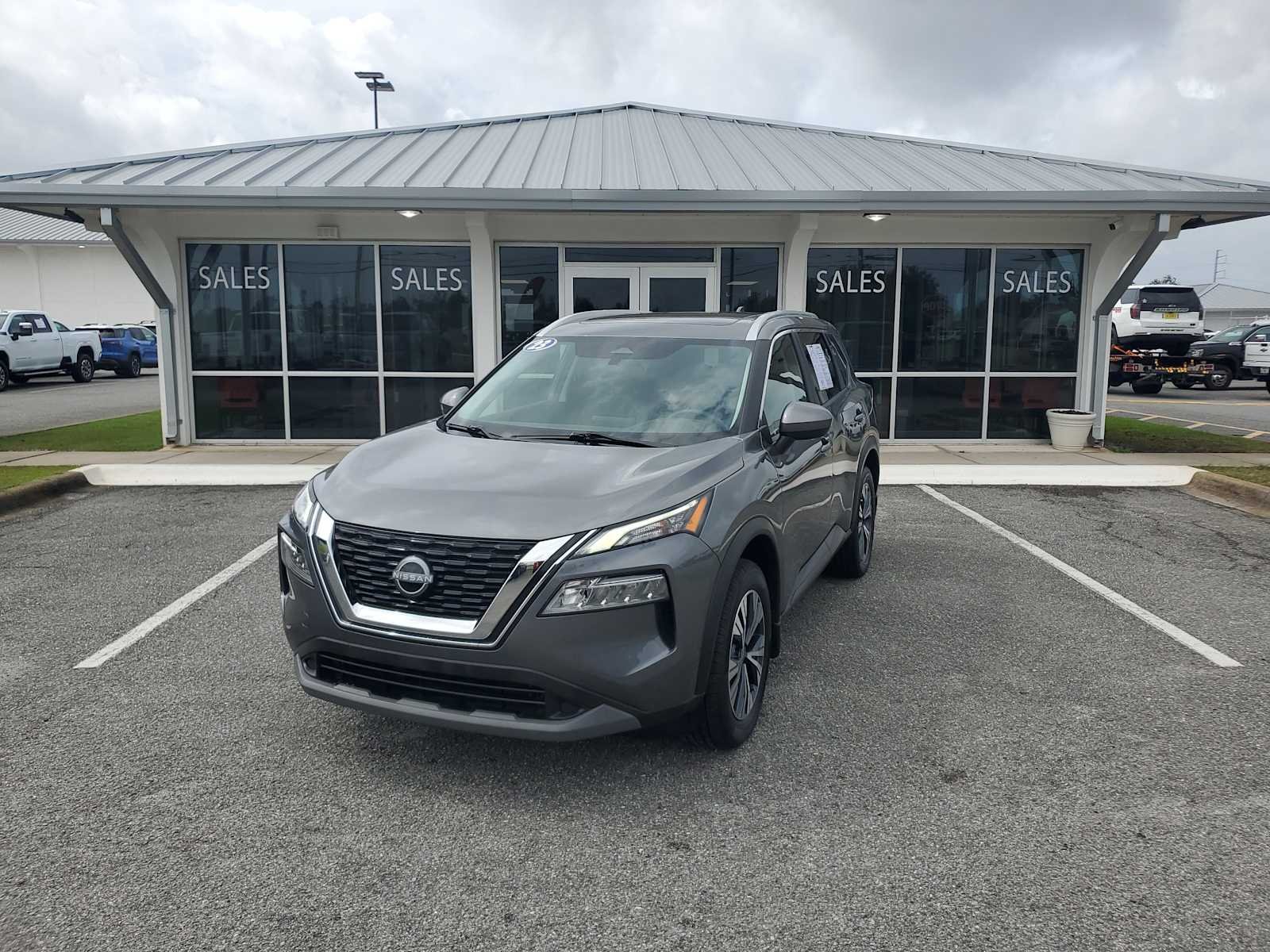 Used 2023 Gray Nissan SV image 1