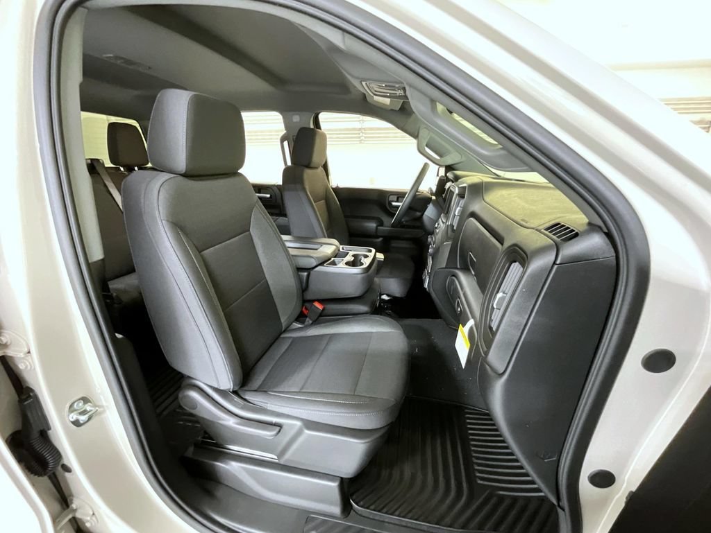 2026 Chevrolet Silverado 1500 Custom - Photo 15