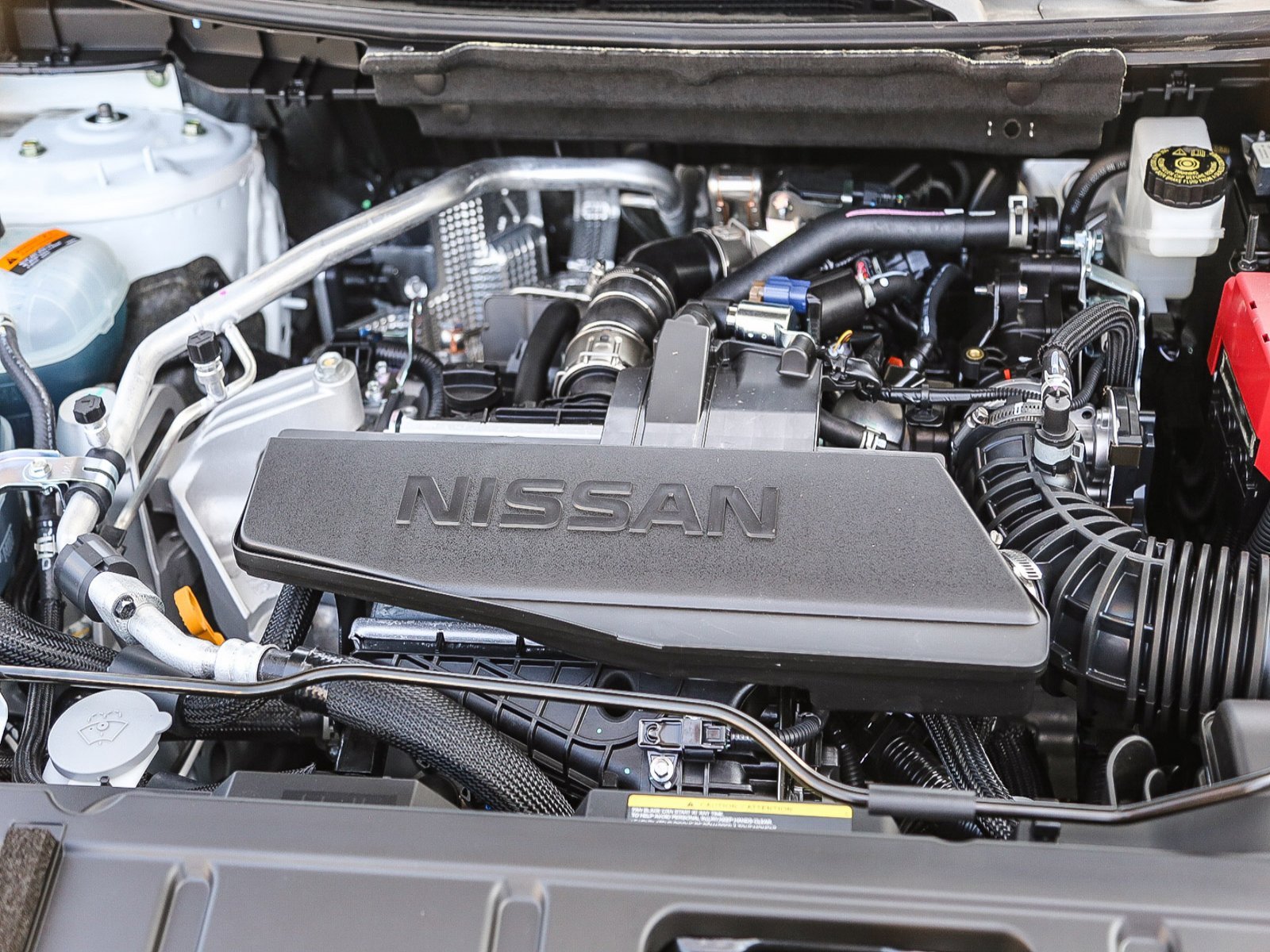 New 2026 Everest White Pearl TriCoat Nissan Platinum image 9