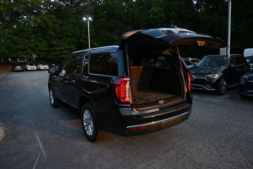Used 2023 Blue GMC SLT image 30