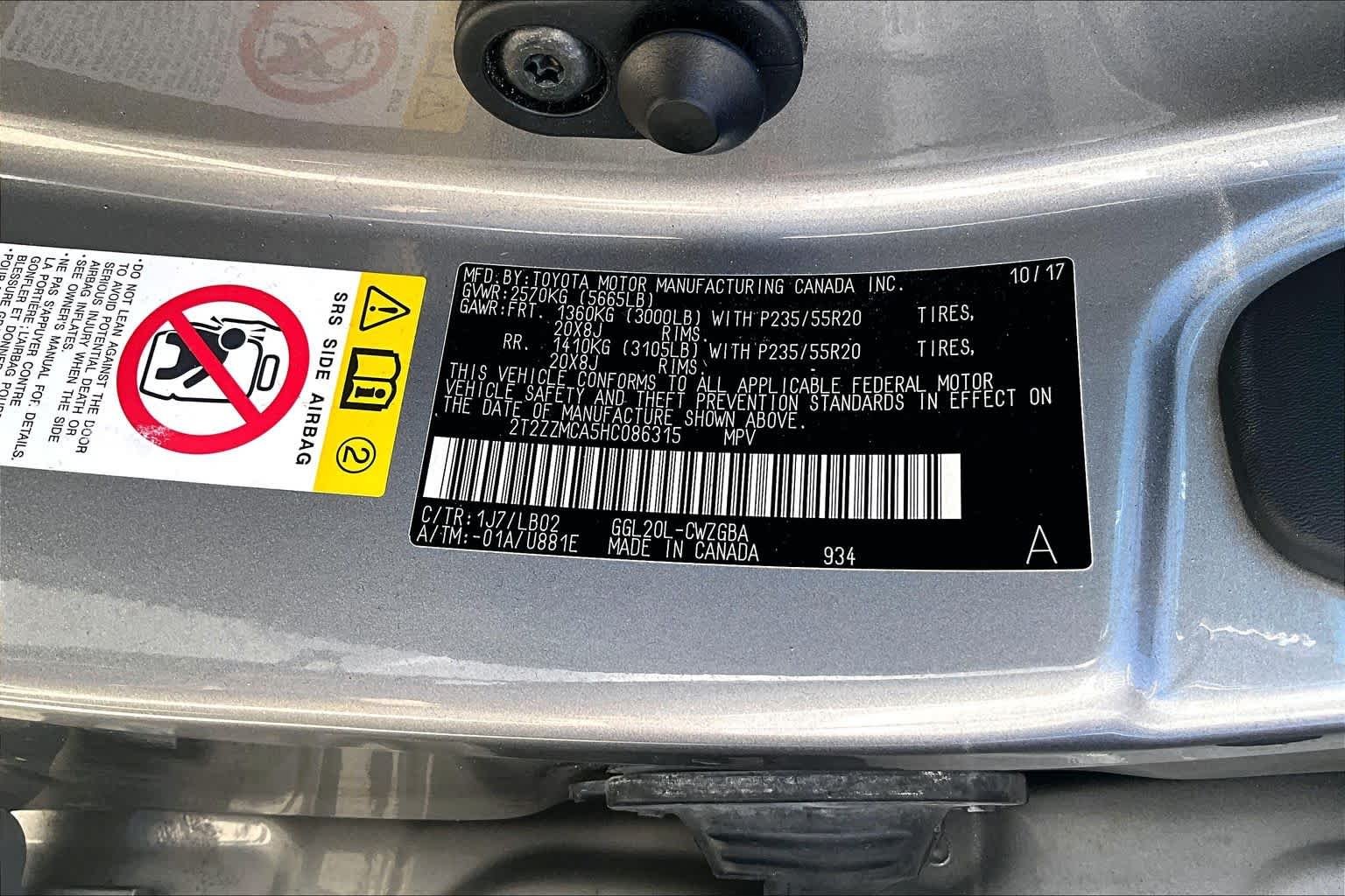 Used 2017 Atomic Silver Lexus  image 32