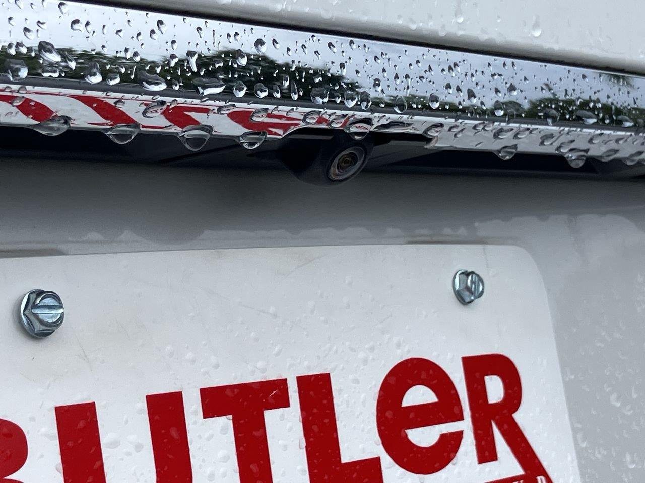 Used 2018 White (Eminent White Pearl) Lexus 500h image 13