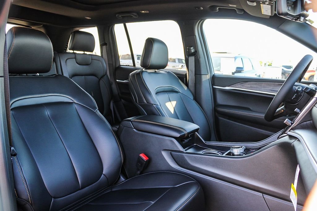 New 2026 Diamond Black Jeep 85th Anniversary Edition image 17
