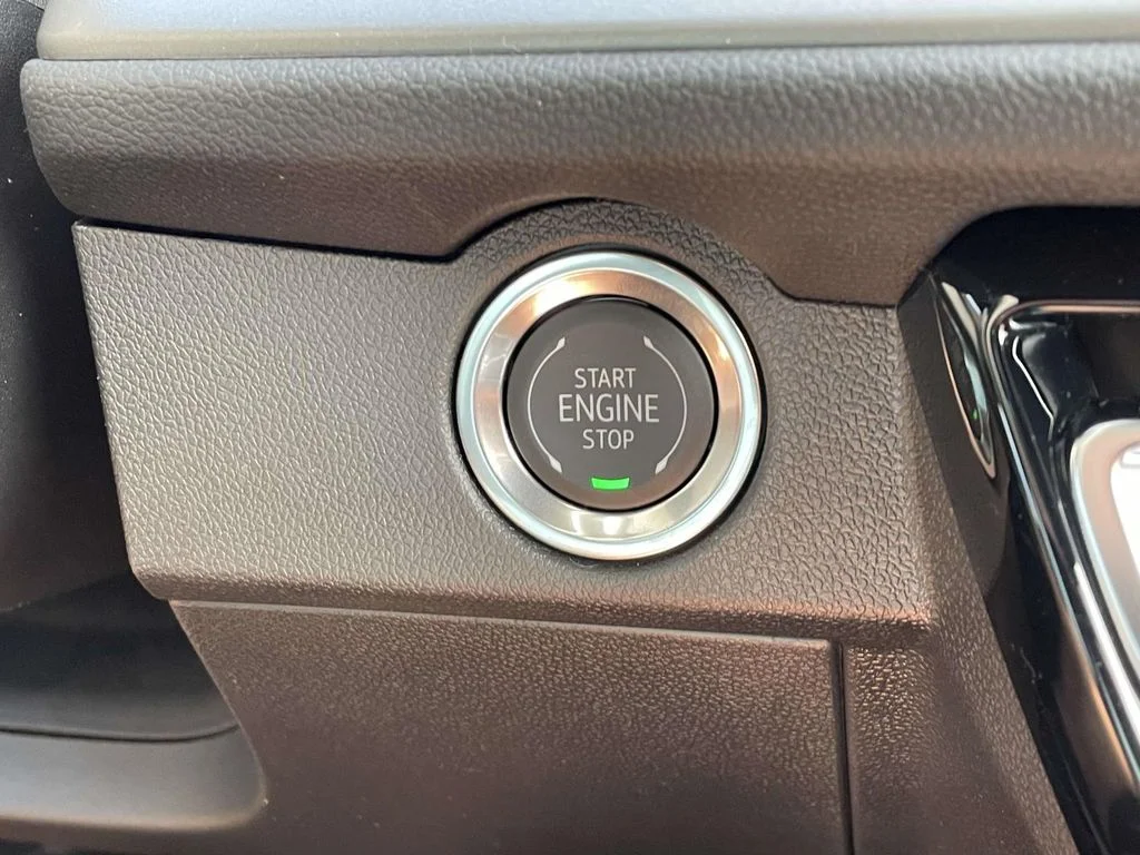 New 2026 Sterling Gray Metallic Chevrolet FWD LT image 26