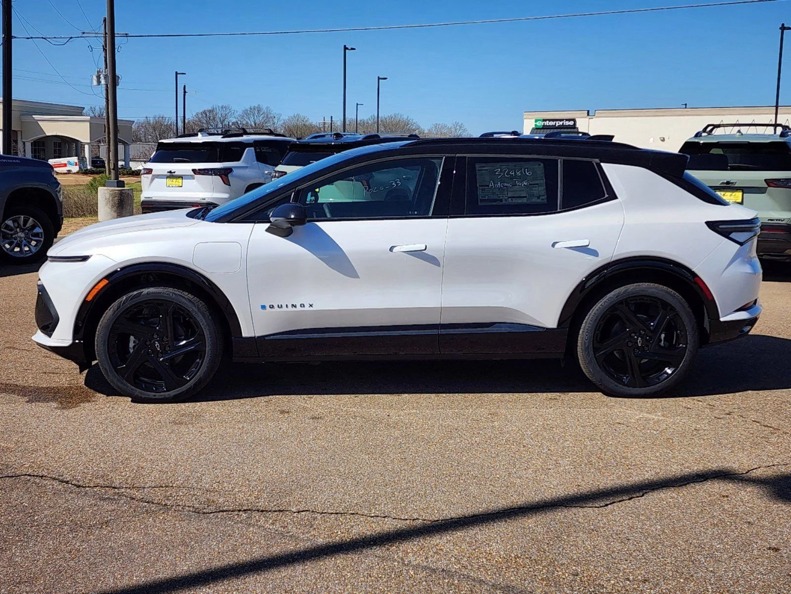 2025 Chevrolet Equinox EV RS - Photo 8