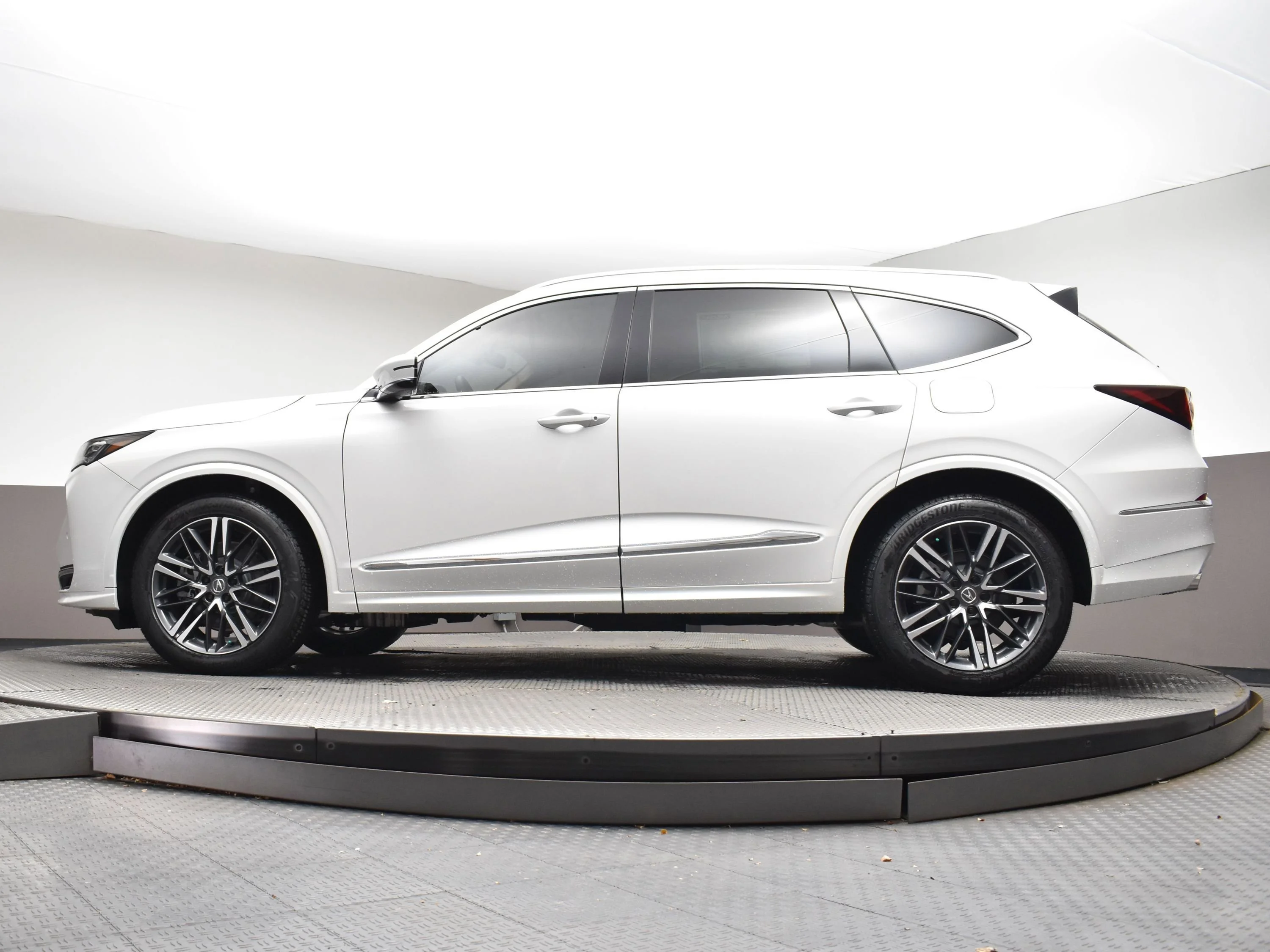 New 2026 Platinum White Pearl Acura w/Advance Package image 44