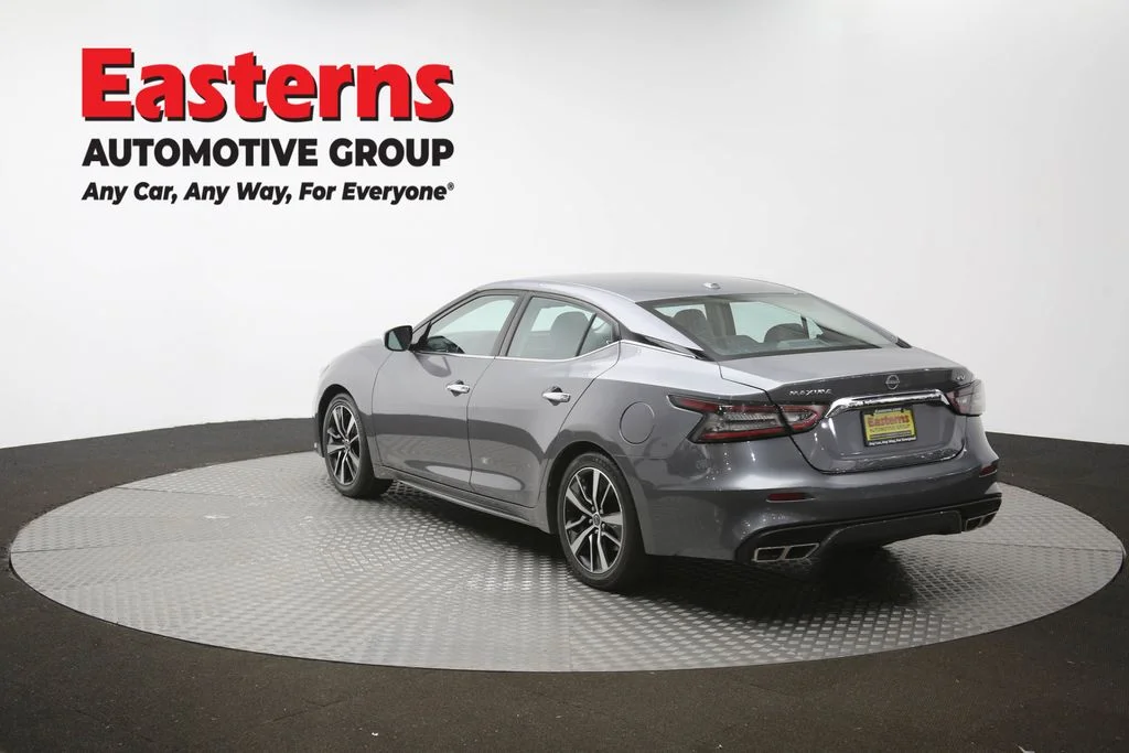 Used 2023 Gray Nissan SV image 65