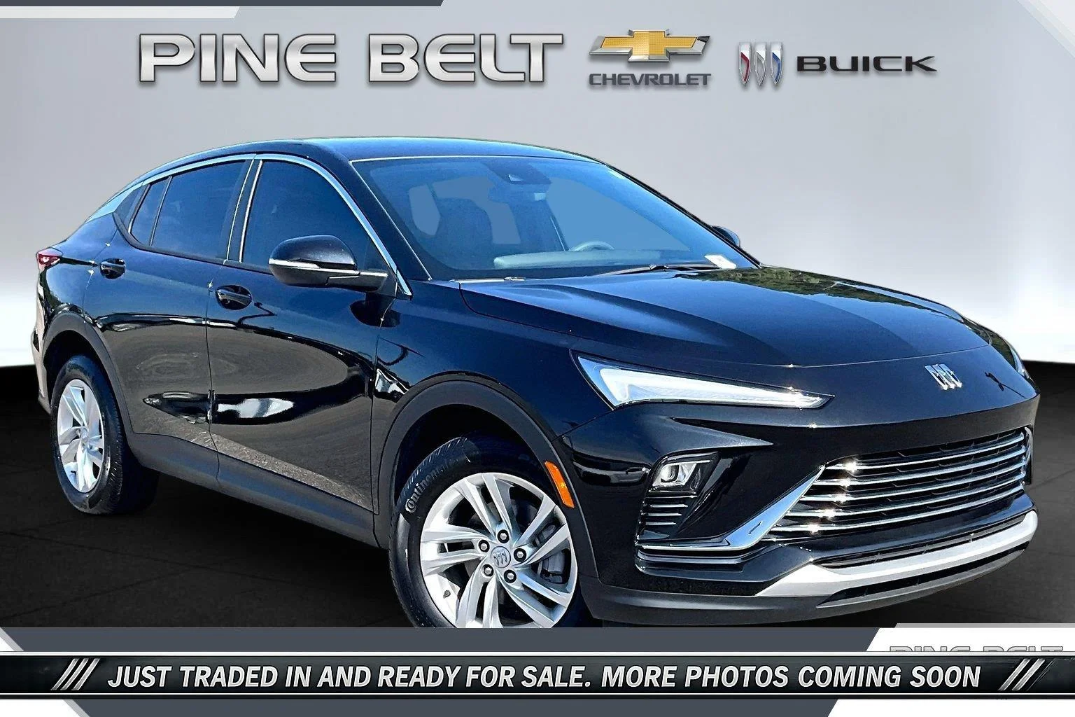 Used 2025 Ebony Twilight Metallic Buick Preferred image 1
