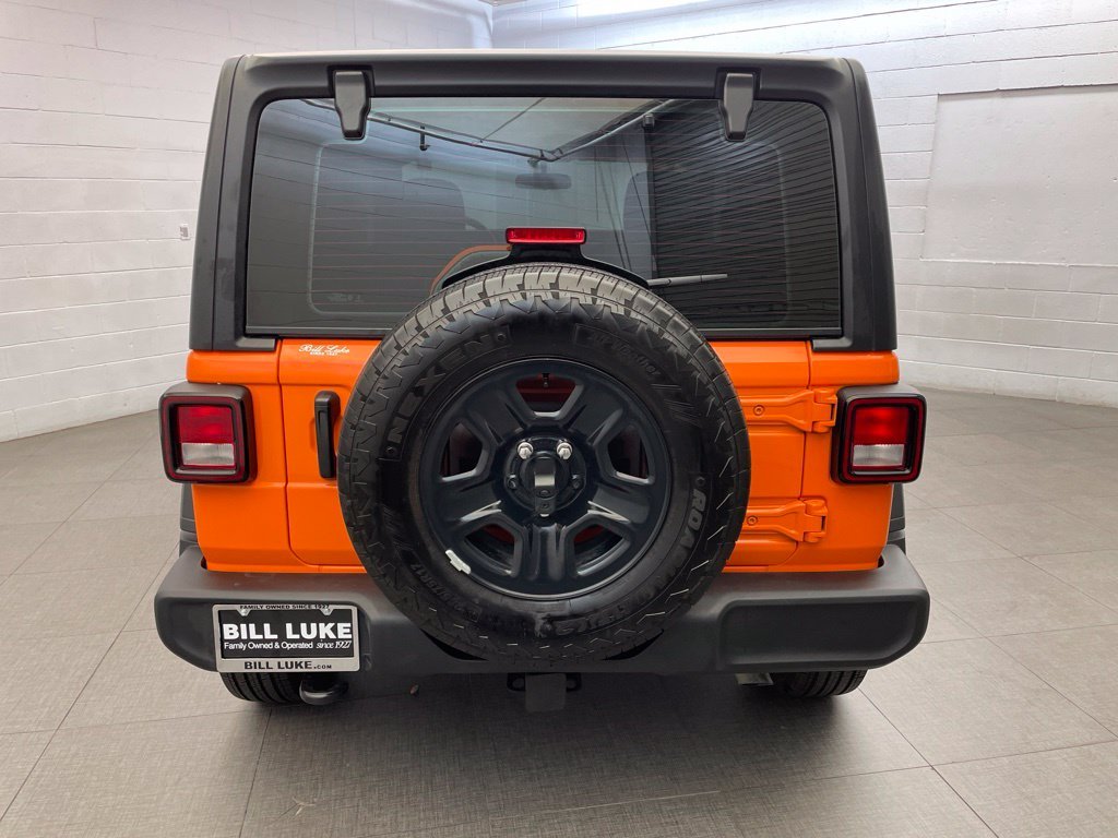 Certified Used 2025 Joose Jeep Sport image 8