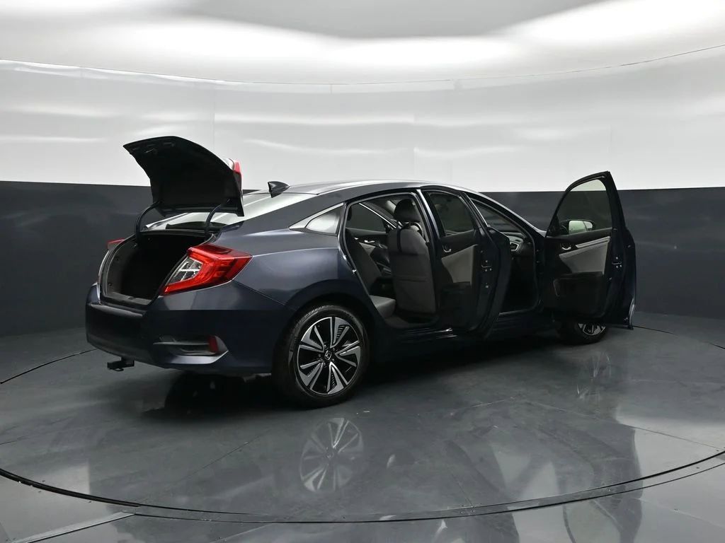 Used 2018 Blue Honda EX-T image 5
