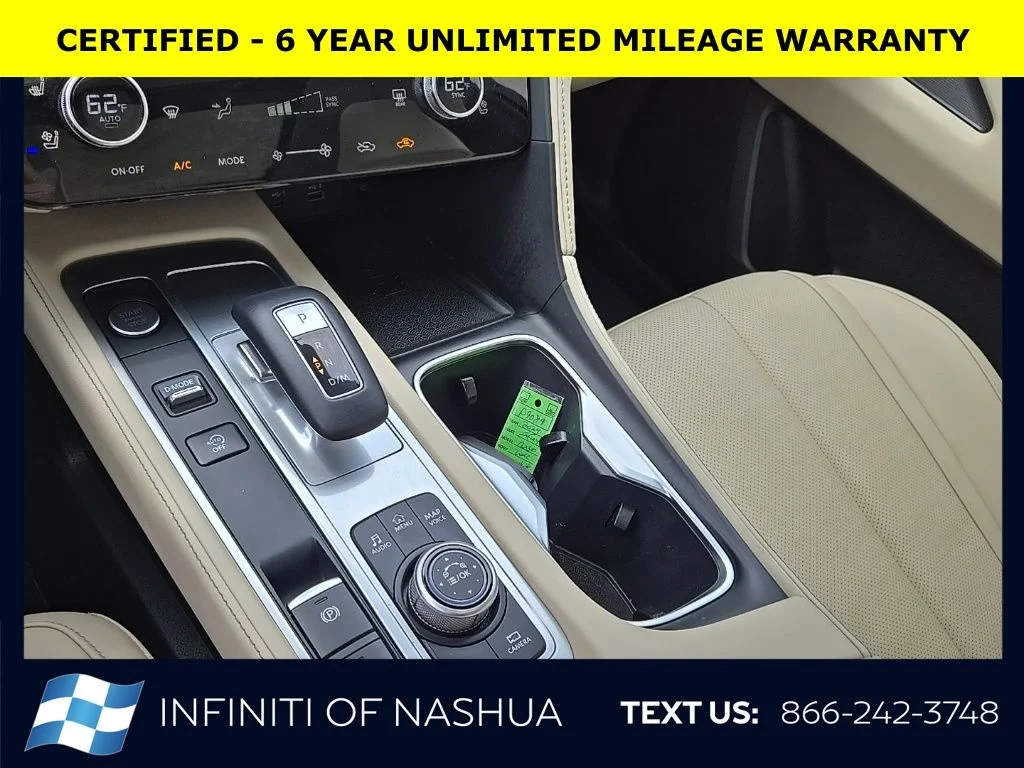 Certified Used 2024 White INFINITI LUXE image 25