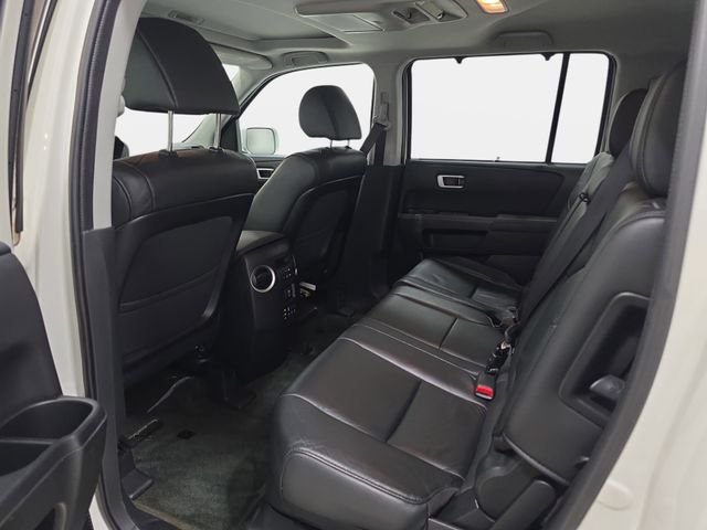 Used 2015 Diamond White Pearl Honda Touring image 12