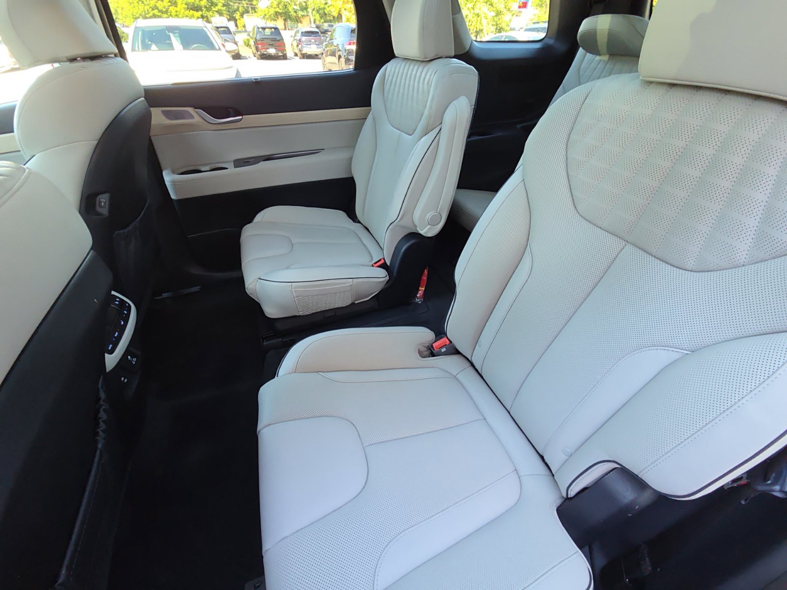 Used 2024 Red Hyundai Limited image 7